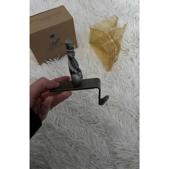 Country holiday snowman stocking holder - Picture 4 of 6